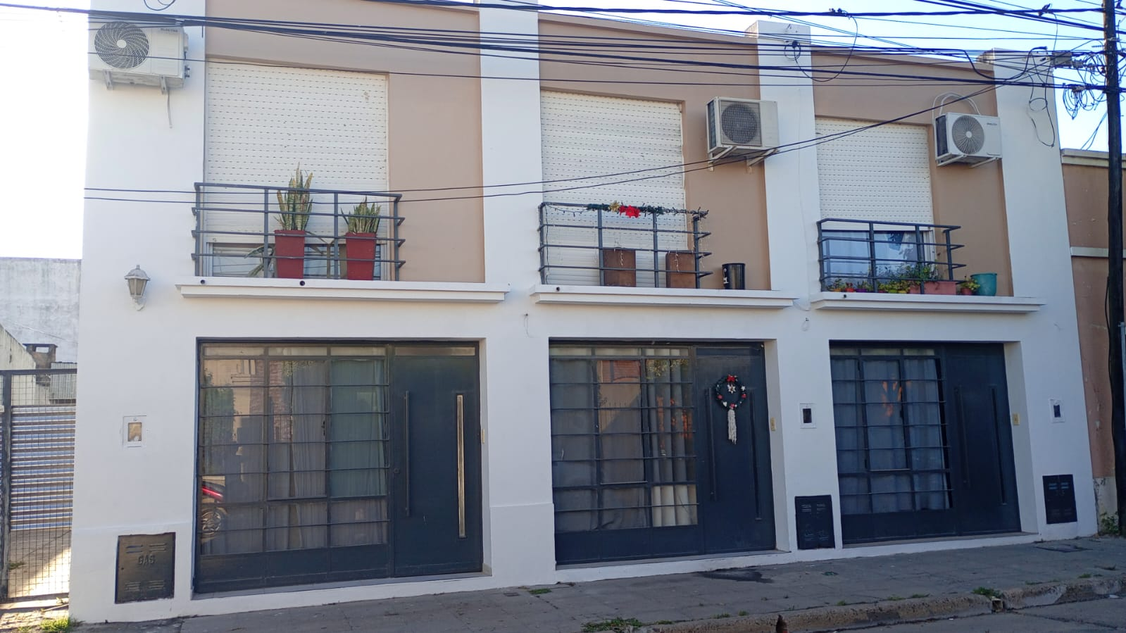 Departamentos en calle 25 de Mayo - miniatura 2